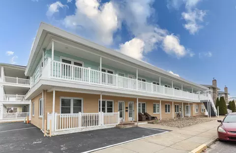 301 E Lavender Rd #4, Wildwood Crest, NJ 08260
