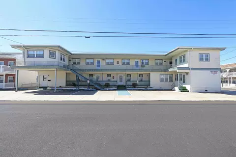 302 E Buttercup Rd #3, Wildwood, NJ 08260
