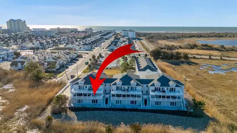 100 E Raleigh Ave #102, Wildwood Crest, NJ 08260