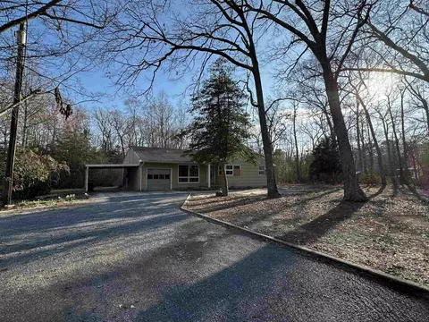 901 Hand Ave, Cape May Court House, NJ 08210