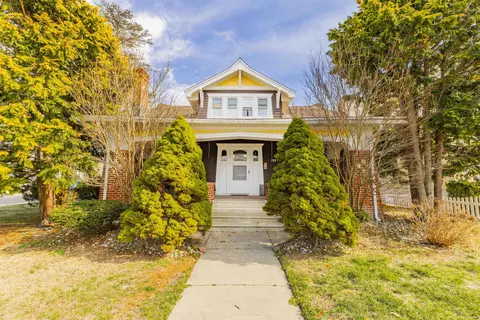 7001 New Jersey Ave, Wildwood Crest, NJ 08260