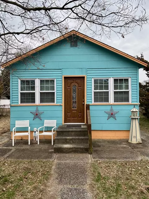 132 Birch Rd, Villas, NJ 08251