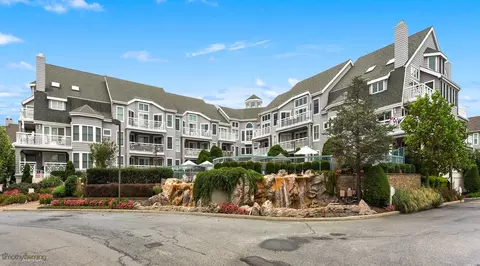 9904 Seapointe Blvd #305, Wildwood Crest, NJ 08260