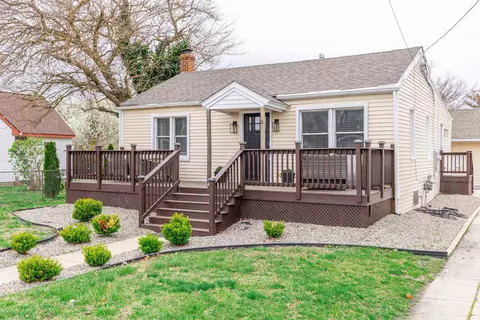 5 W Florida Ave, Villas, NJ 08251