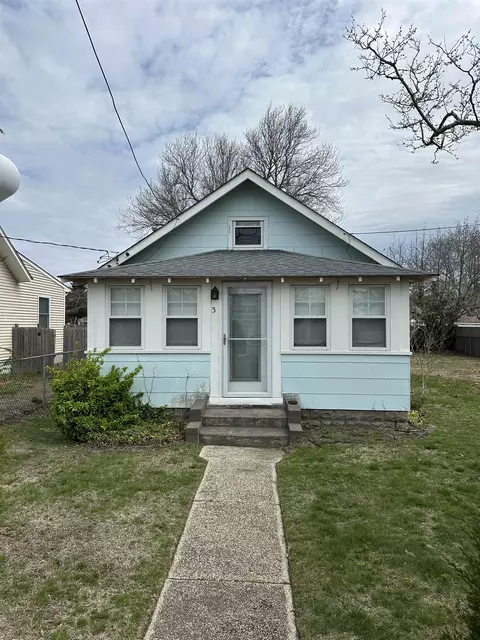 3 E Florida Ave, Villas, NJ 08251