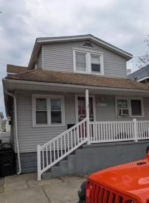 120 W Poplar Ave, Wildwood, NJ 08260