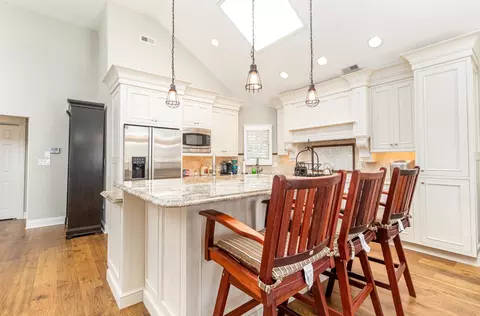 Kitchen - 178 37th St, Avalon, NJ 08202 photo 2 of 3