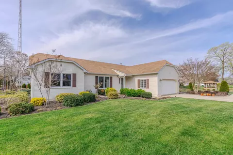 732 Seashore Rd, Erma, NJ 08204