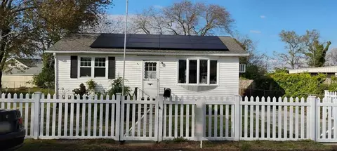 107 W Pacific Ave, Villas, NJ 08251
