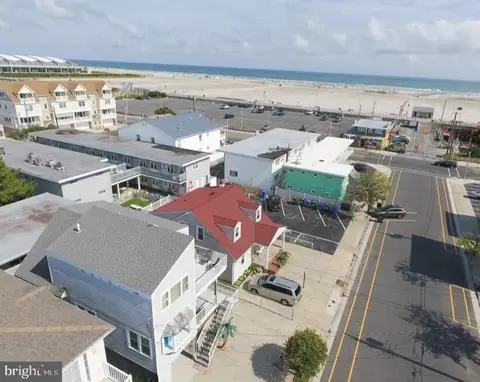 305 E Leaming Ave, Wildwood, NJ 08260