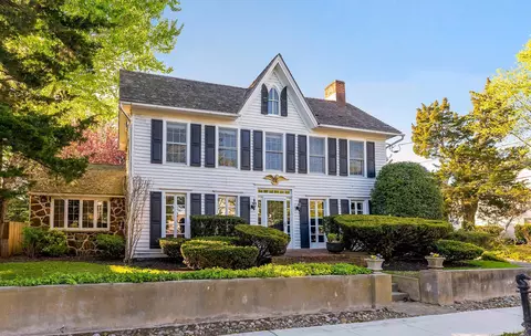 1017 Lafayette St, Cape May, NJ 08204