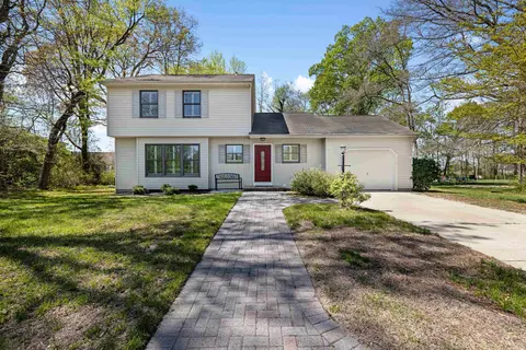 510 Portsmouth Dr, Cape May, NJ 08204