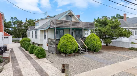 55 W 22nd St, Avalon, NJ 08202