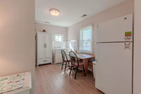 34 Holiday Rd, Villas, NJ 08251 photo 9