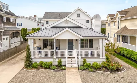 108 27th St, Avalon, NJ 08202