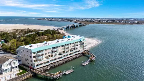 9400 Roberts Ave #306, Sea Isle City, NJ 08243