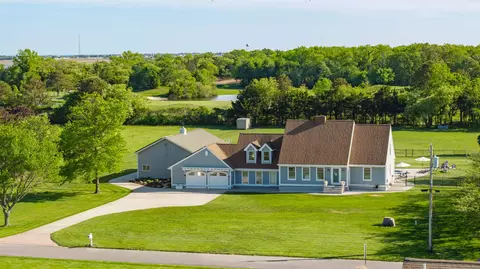 892 Weeks Landing Rd, Erma, NJ 08204
