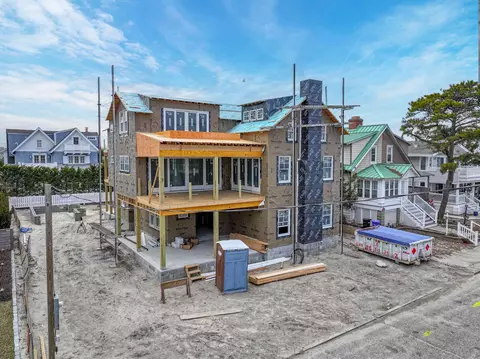158 38th St, Avalon, NJ 08202