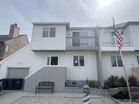 104 E Memphis Ave #A, Wildwood, NJ 08260
