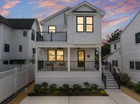 202 N Fredericksburg Ave, Margate City, NJ 08402