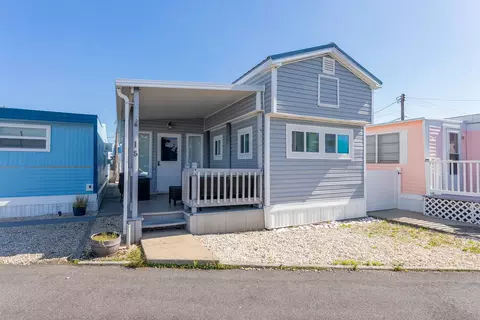 15 Bennett Ave, Wildwood, NJ 08260