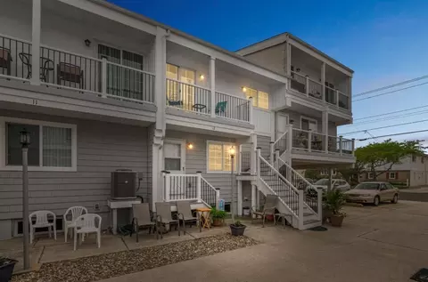309 E Surf Ave #12, North Wildwood, NJ 08260