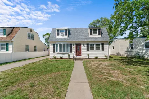 123 Broadway, Villas, NJ 08251