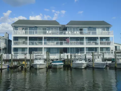 5208 Lake Rd #1B, Wildwood, NJ 08260