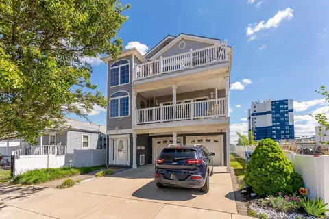 117 W Spicer Ave #A, Wildwood, NJ 08260
