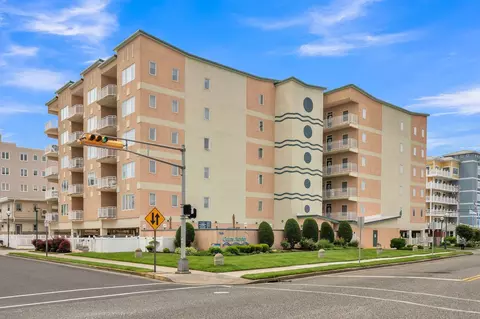 7601 Atlantic Ave #305, Wildwood Crest, NJ 08260