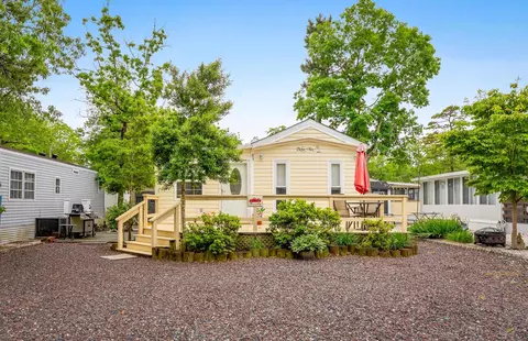 83 Mill Creek Dr, Woodbine, NJ 08270