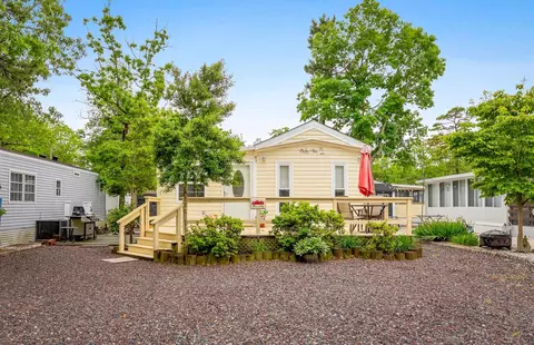 83 Mill Creek Dr, Woodbine, NJ 08270