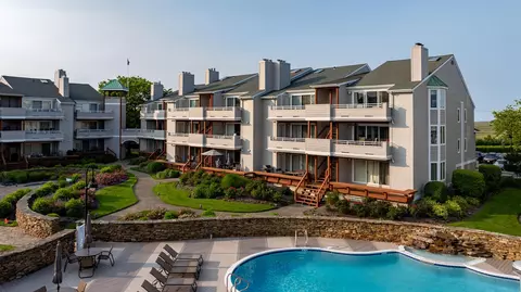 902 Ocean Dr #302, Cape May, NJ 08204