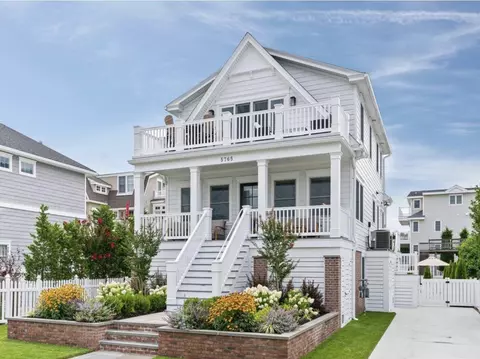 5765 Ocean Dr, Avalon, NJ 08202