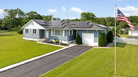 102 Teal Rd, Rio Grande, NJ 08242