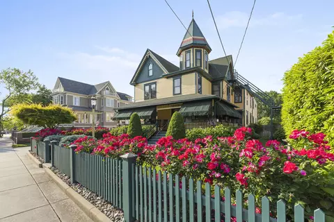 127 Myrtle Ave, West Cape May, NJ 08204