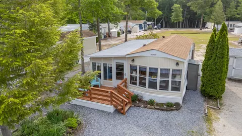 69 Magnolia Dr, Woodbine, NJ 08270
