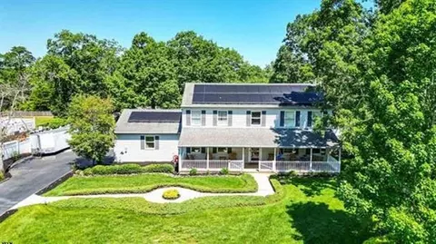 13 Mooring Cir, Ocean View, NJ 08230