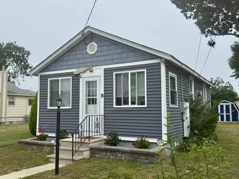 217 Ridgewood Ave, Villas, NJ 08251