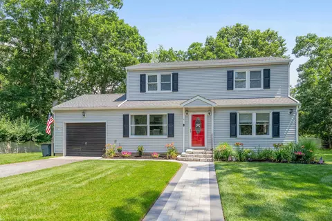 4 Darott Dr, Cape May Court House, NJ 08210