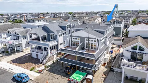 268 32nd St #WEST, Avalon, NJ 08202