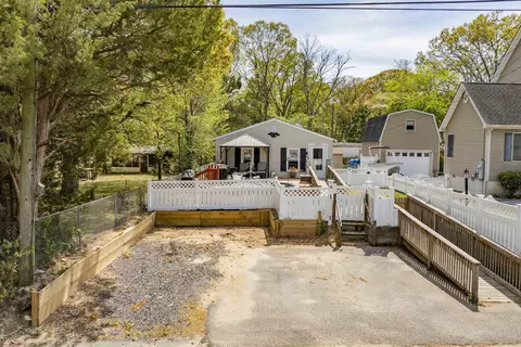 220 Caroline Ave, Villas, NJ 08251