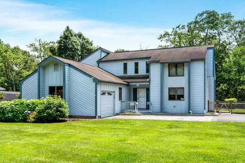 23 Acorn Ln, Cape May Court House, NJ 08210