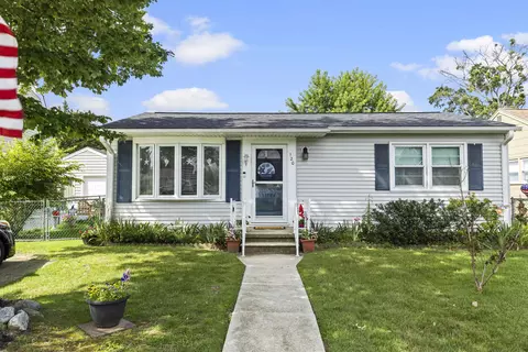120 Village Rd, Villas, NJ 08251