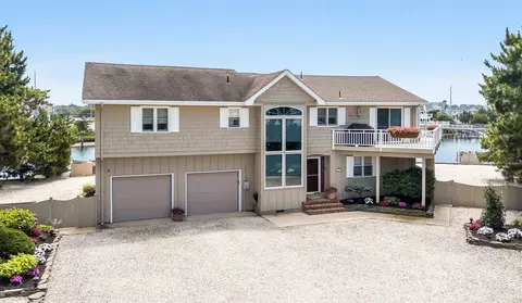 4817 Fourth Ave, Avalon, NJ 08202