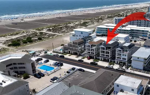 422 E Toledo Ave, Wildwood Crest, NJ 08260