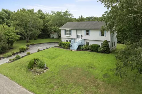 5 Benche Ct, Cape May Court House, NJ 08210