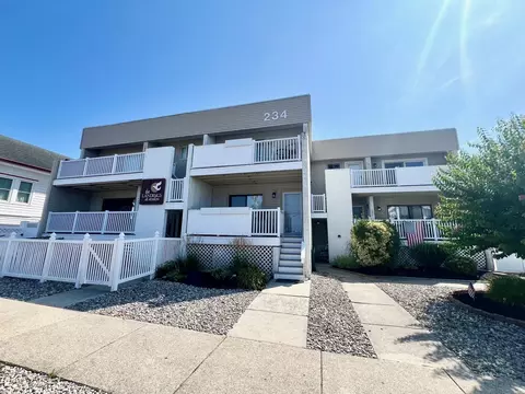 234 21st St #204, Avalon, NJ 08202