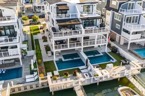 435 20th St #435, Avalon, NJ 08202