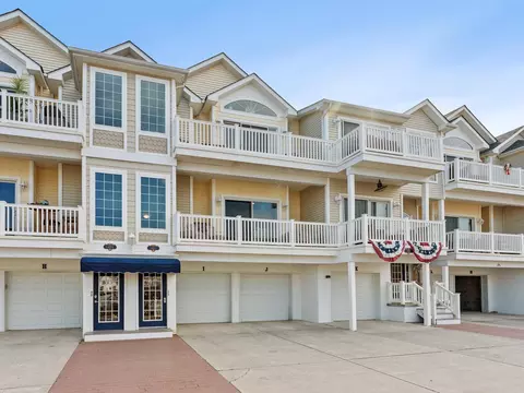 424 E 24th Ave #J, North Wildwood, NJ 08260